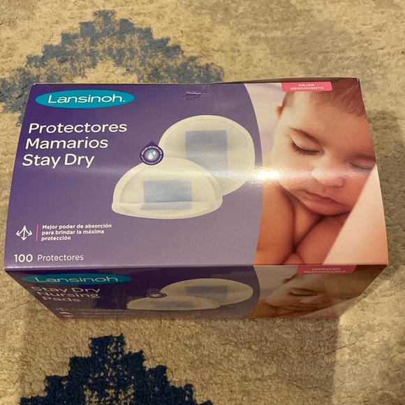 Lansinoh Other - Lansinoh stay dry nursing pads